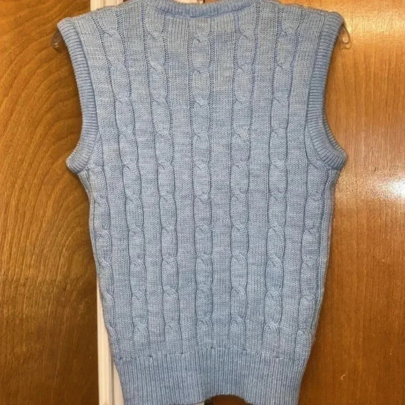 V-neck Cable cord Sweater Vest - Picture 6 of 6